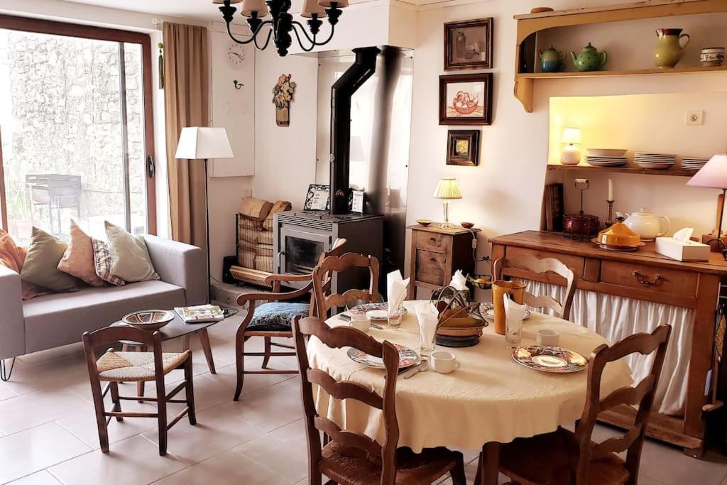 Apartment Le Refuge Du Marquis : Agreable T3 Avec Terrasse *